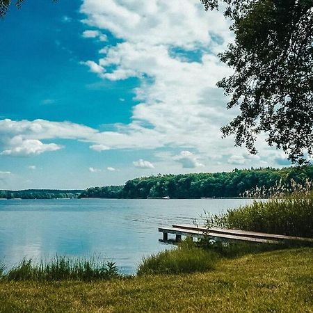 Holzhaus Direkt Am See Priepert Luaran gambar
