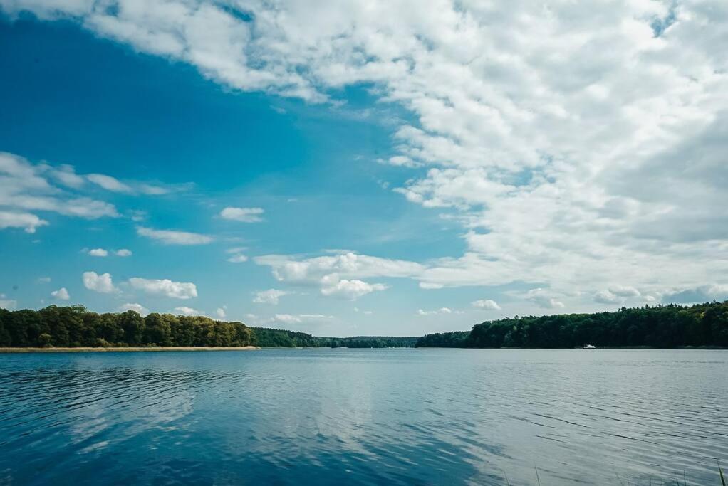 Holzhaus Direkt Am See Priepert Luaran gambar