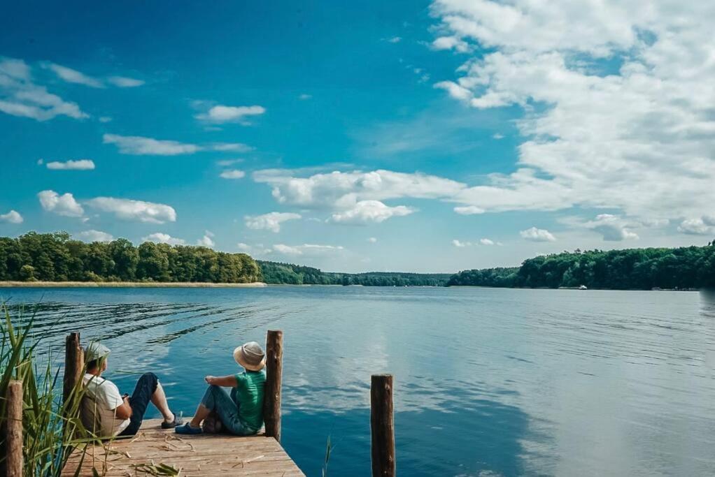 Holzhaus Direkt Am See Priepert Luaran gambar